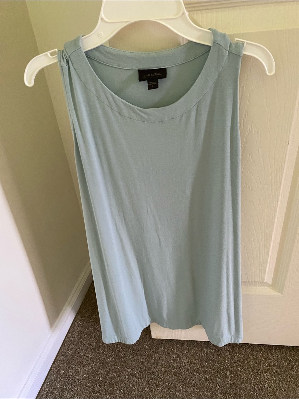J. Jill Light Green Sleeveless Scoop Neck Tank